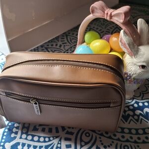 Kenneth Cole Two-Tone Brown Men's Toiletry Dopp Kit